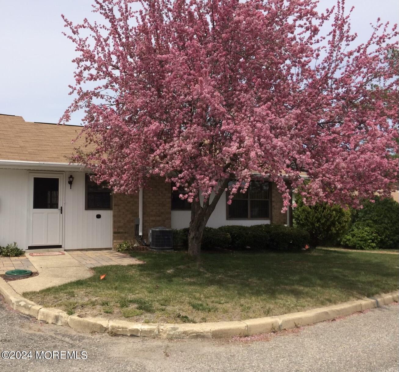Sterling St, Manchester, NJ 08759