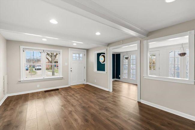 22514 Ridgeway St, House other with 2 bedrooms, 2 bathrooms and null parking in Saint Clair Shores MI | Image 4