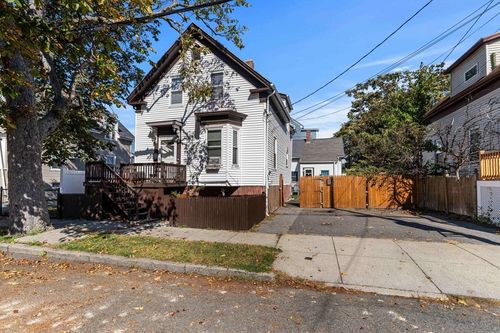 25-27 Bulfinch St, Lynn, MA, 01904-3107 | Card Image