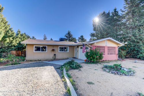 3215 N Tower Rd, Prescott Valley, AZ, 86314-2720 | Card Image