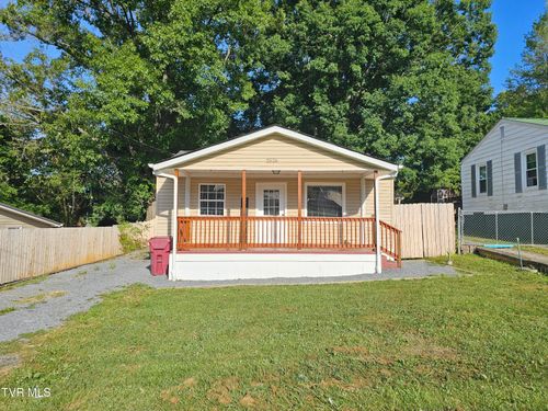 2526 Park Avenue, Johnson City, TN, 37601 | Card Image