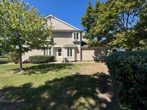 340 Redwing Dr, Deerfield, IL, 60015-3684 | Card Image