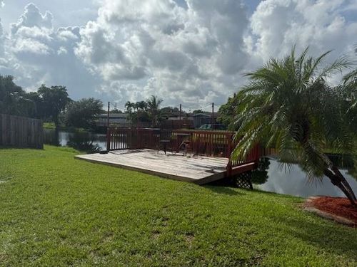 9260 Nw 21st Mnr, Sunrise, FL, 33322-3720 | Card Image