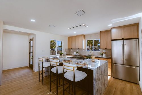 1956 Volk Ave, Long Beach, CA, 90815-3633 | Card Image