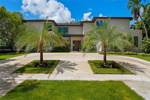 19900 Ne 21st Ct, Miami, FL, 33179-2826 | Card Image