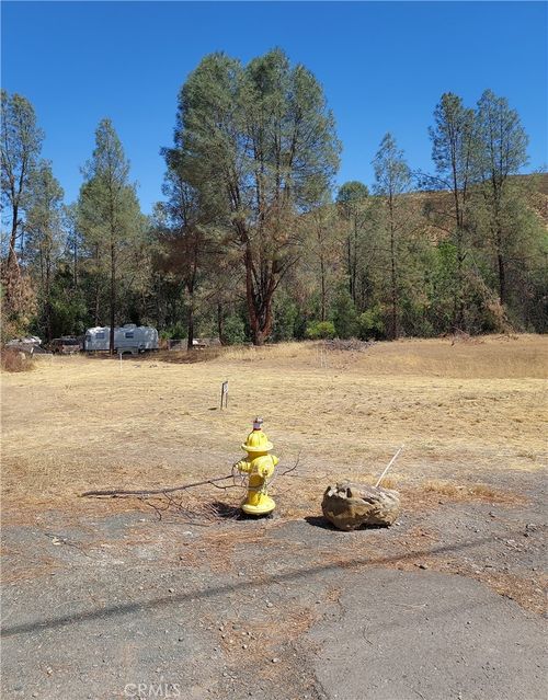 17750 Pomo Trl, Clearlake Oaks, CA, 95423 | Card Image
