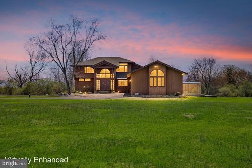 84 Stony Brook Rd, Hopewell, NJ, 08525-2710 | Card Image