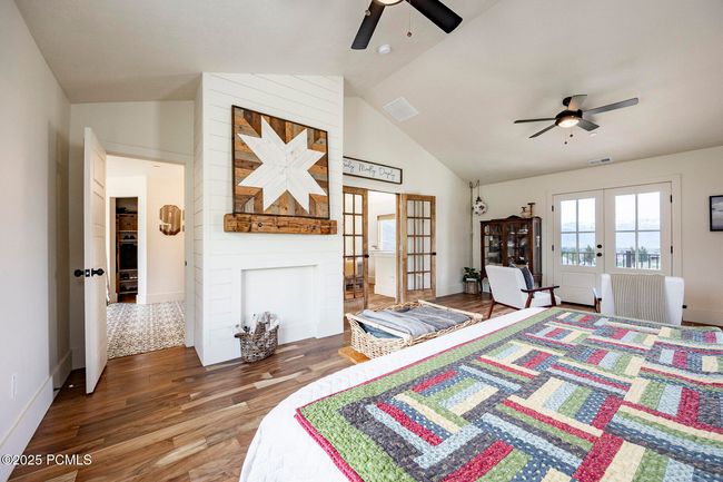4611 S Cove Ln, Home with 3 bedrooms, 3 bathrooms and null parking in Daniel UT | Image 53
