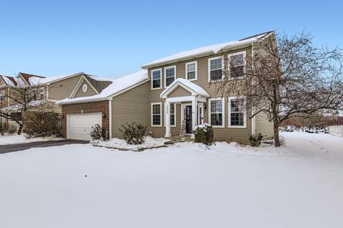 2668 Burr St, Yorkville, IL, 60560-4628 | Card Image