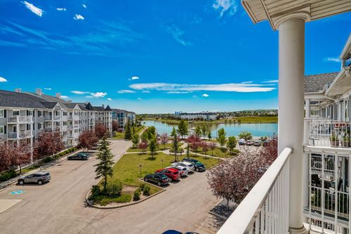 3417-10 Country Village Park Ne, Calgary, AB, T3K0W5 | Card Image