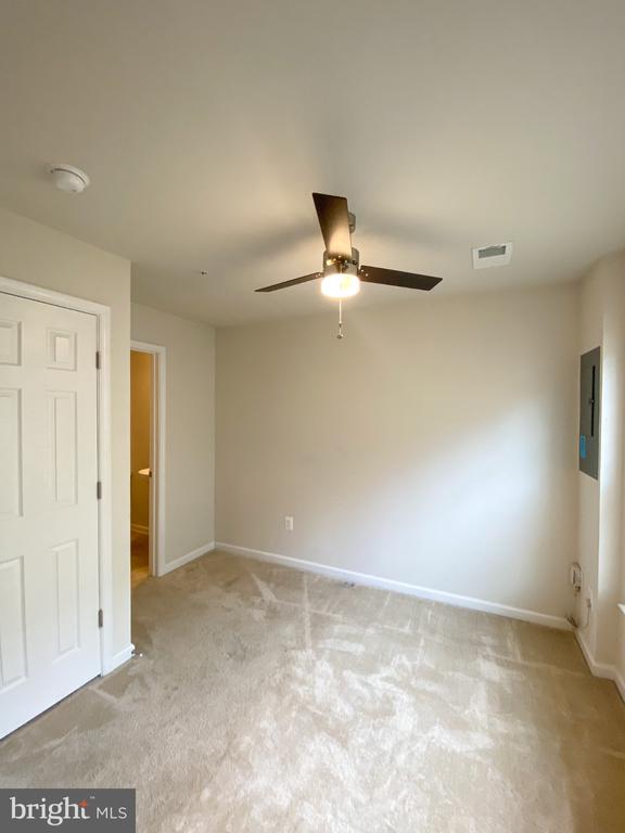 Residential Lease in BELTSVILLE 4