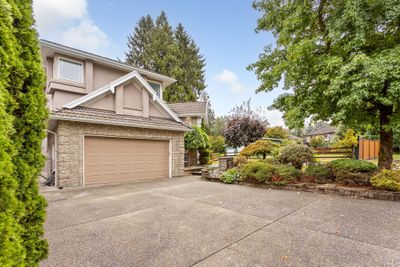 12550 206 St, House other with 4 bedrooms, 3 bathrooms and 6 parking in Maple Ridge BC | Image 2