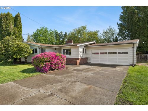 584 Se 12th Ave, Hillsboro, OR, 97123 | Card Image