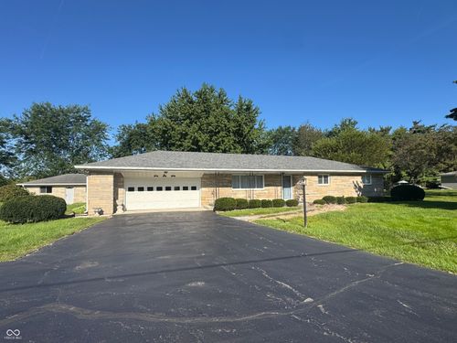 1865 Cicero Rd, Noblesville, IN, 46060-1155 | Card Image