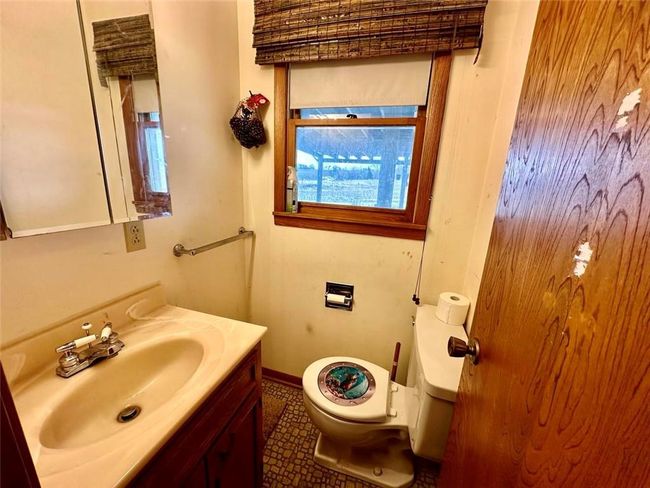 1/2 bath | Image 17