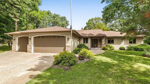985 Juliet Way, Avon, MN, 56310-9587 | Card Image