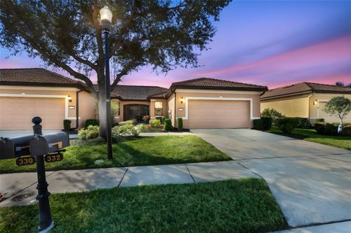 332 Bluewater Falls Ct, APOLLO BEACH, FL, 33572-3101 | Card Image