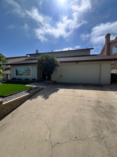 3012 Serbian Pl, San Diego, CA, 92117-6163 | Card Image