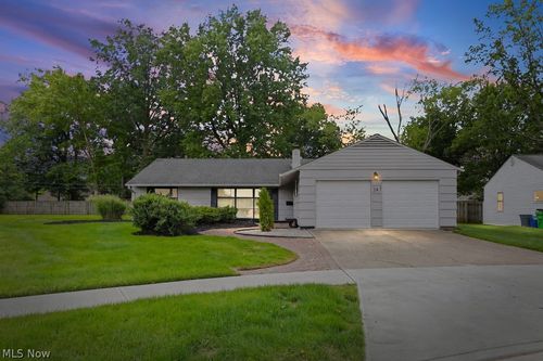 341 Girard Dr, Berea, OH, 44017-2446 | Card Image