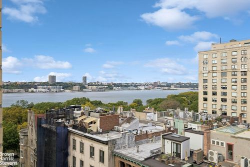 10c-320 W 76th St, New York, NY, 10023-8007 | Card Image