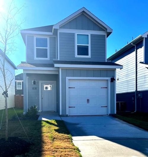 321 Tall Cedar Way, Princeton, TX, 75407 | Card Image