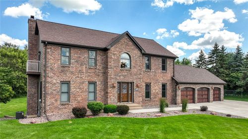3946 Woodcrest Court, Eau Claire, WI, 54701 | Card Image