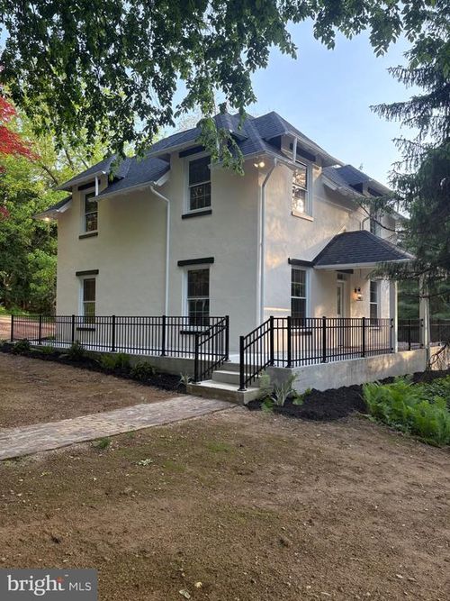 1300 Grantley Rd, YORK, PA, 17403-3671 | Card Image