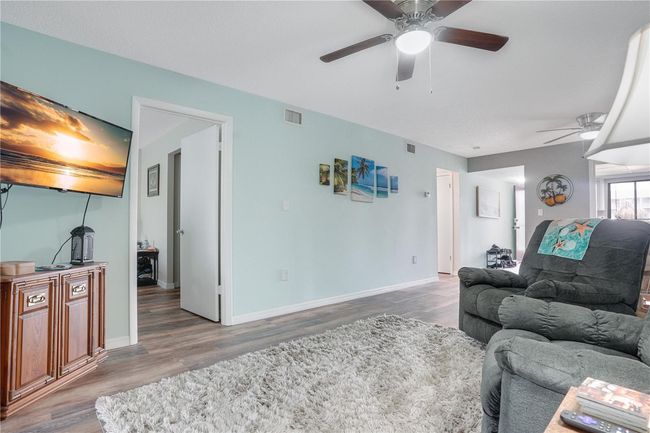 K302 - 3622 Lake Bayshore Dr, Condo with 2 bedrooms, 2 bathrooms and null parking in BRADENTON FL | Image 20