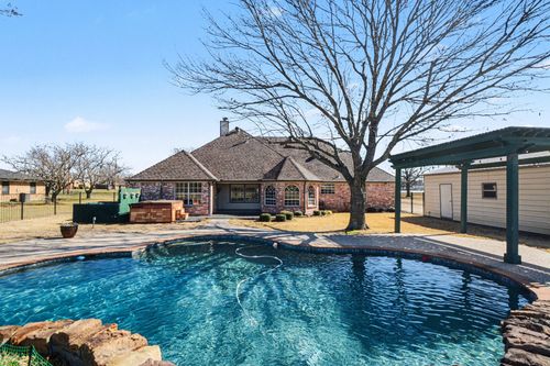 2811 Gilmer St, Caddo Mills, TX, 75135-6522 | Card Image