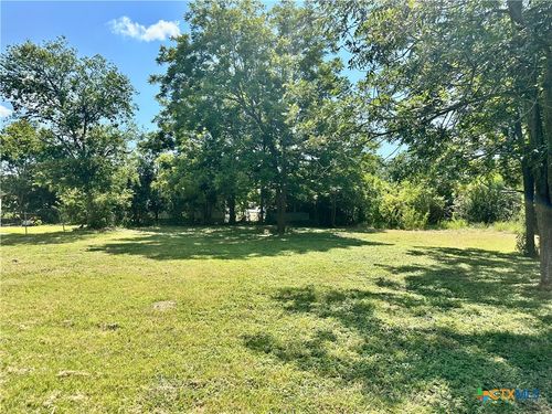 1007 S 18th St, Temple, TX, 76501-6119 | Card Image