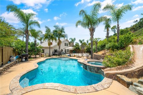 9992 Muffin Ct, San Diego, CA, 92129-3214 | Card Image