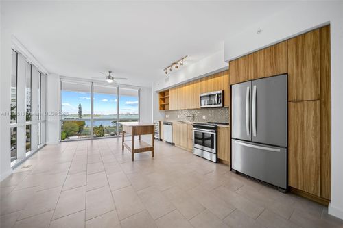 apt-201-2150 N Bayshore Dr, Miami, FL, 33137-5446 | Card Image
