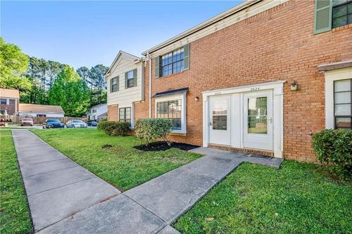 2622 Terrace Pkwy, Morrow, GA, 30260-2135 | Card Image