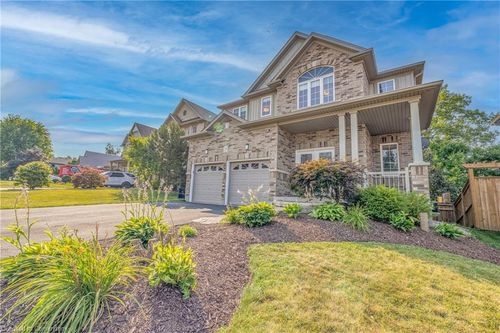 25 Howard Marshall St, Ayr, ON, N0B1E0 | Card Image
