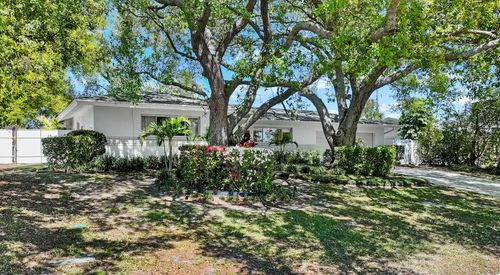 3723 Orchard Grove Ln, LARGO, FL, 33770-4517 | Card Image