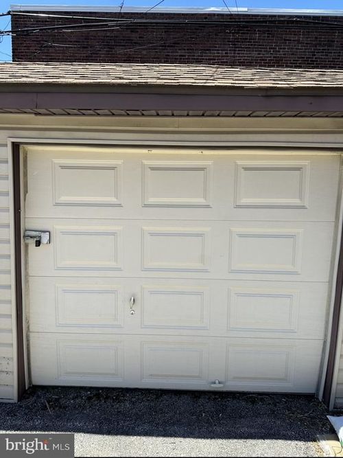garage-3-330 Darby Road, HAVERTOWN, PA, 19083 | Card Image