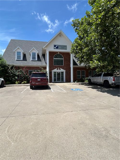 3h-4257 N Gabel Dr, Fayetteville, AR, 72703-5038 | Card Image