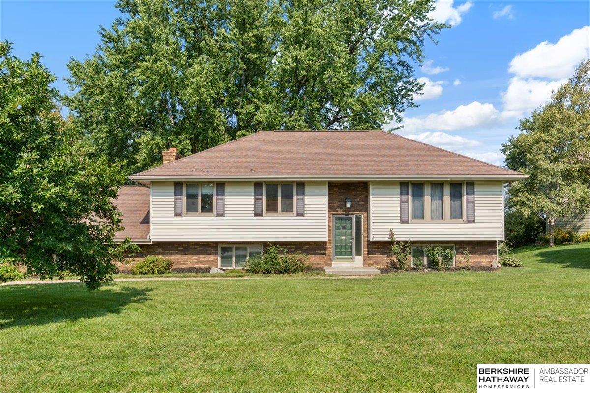 Ridgewood Dr, Council Bluffs, IA 51503