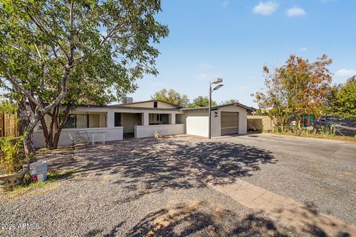 8214 E 4th Ave, Mesa, AZ, 85208-1455 | Card Image