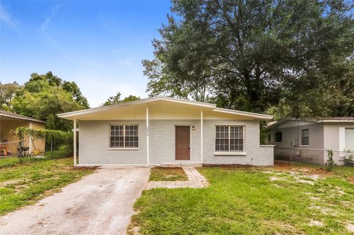 6806 Lyman Ave, TAMPA, FL, 33610-1234 | Card Image