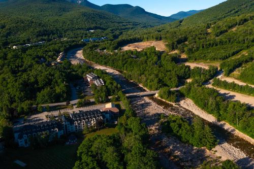 203-48 Cooper Memorial Dr, Lincoln, NH, 03251 | Card Image