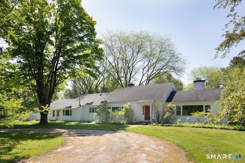 22 Robin Hill Ln, Lakeville, CT, 06039-2217 | Card Image