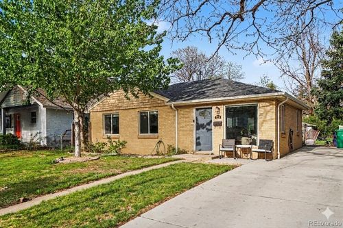 2216 S Clermont St, Denver, CO, 80222-5009 | Card Image