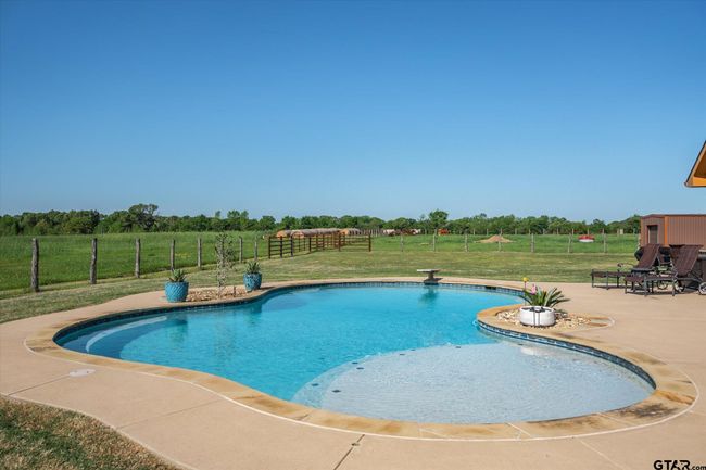 4152 Van Zandt County Road 4301, Home with 3 bedrooms, 3 bathrooms and null parking in Ben Wheeler TX | Image 37