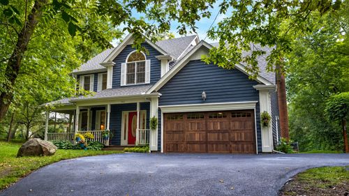300 White Tail Ln, Ingleside, IL, 60041-9444 | Card Image