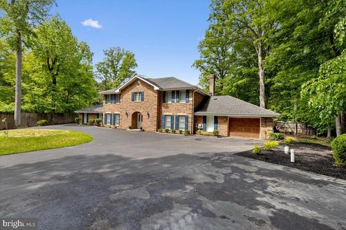 3901 Lakeside Ct, DUNKIRK, MD, 20754-9449 | Card Image