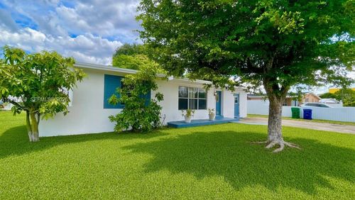 3460 Nw 5th Ct, Lauderhill, FL, 33311-7511 | Card Image