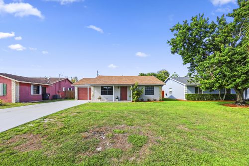 3758 Brooklyn Ln, Lake Worth Beach, FL, 33461-5425 | Card Image