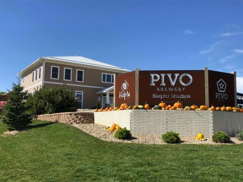 101 Huber Dr, Calmar, IA, 52132-7505 | Card Image