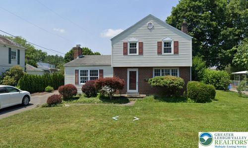 616 Beverly Dr, Allentown, PA, 18104-4403 | Card Image